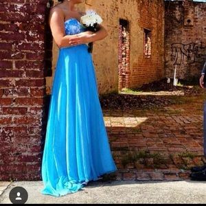 Prom/Formal/Party Dress/Gown